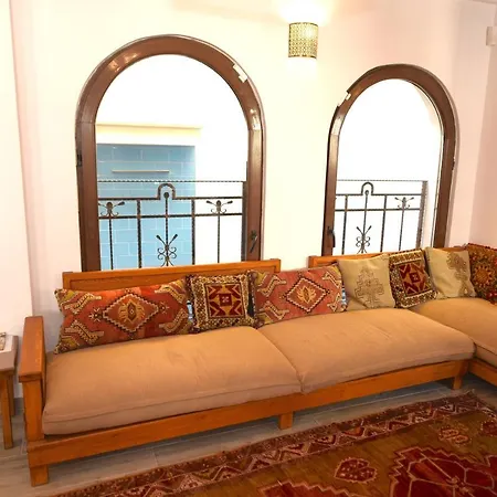 Kasbah Shirin *